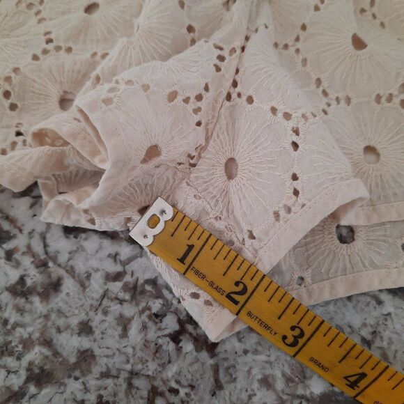 Vera Wang Shorts size M‎ - Picture 9 of 9